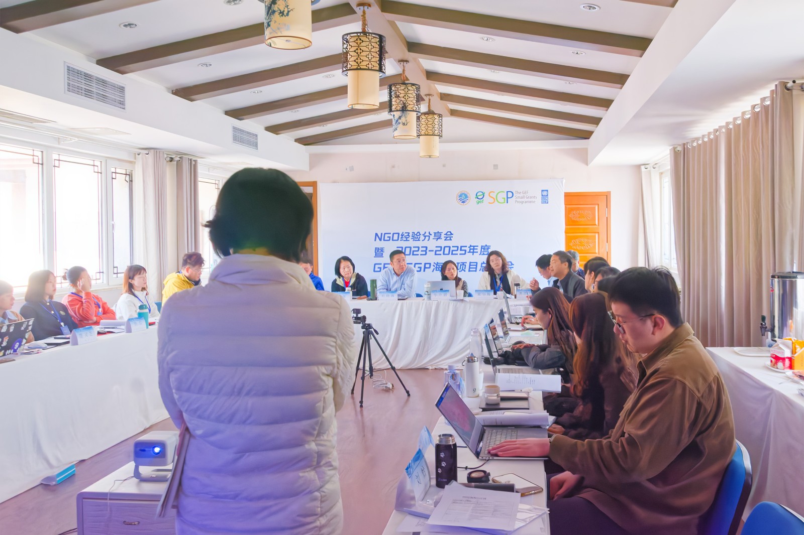 1762326092129187.jpg huic2.jpg